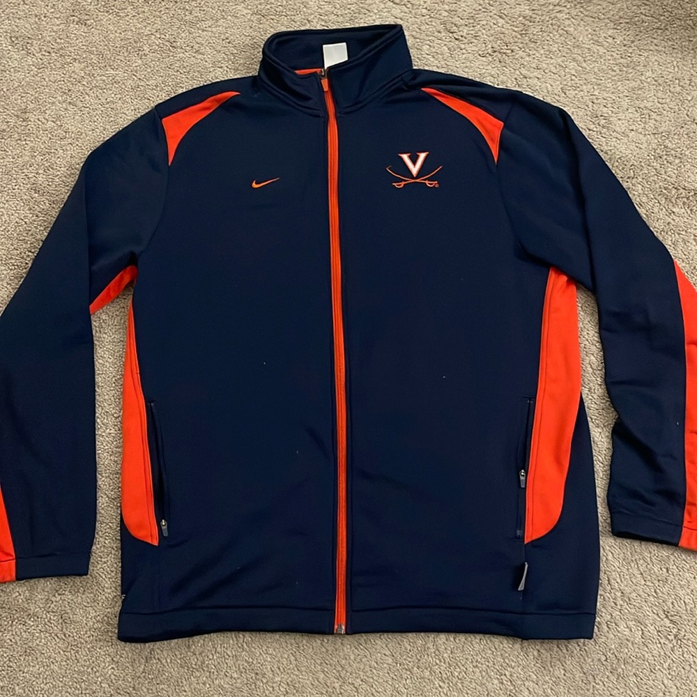 Nike UVA Tech